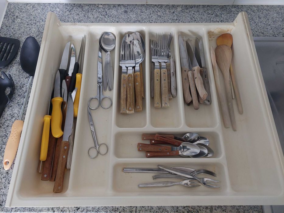 Conjunto de Utensílios de Cozinha + 2 Tábuas de corte (OFERTA)