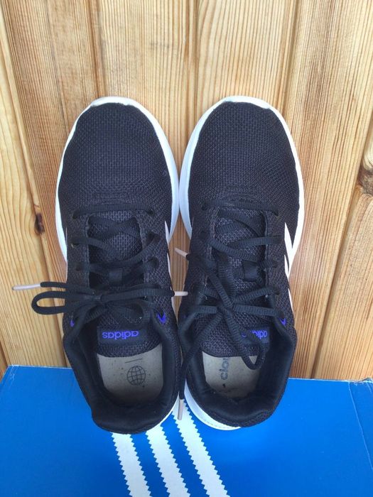 Оригинальные кроссовки Adidas , р 39-39, 5 (26 см)  В идеале!