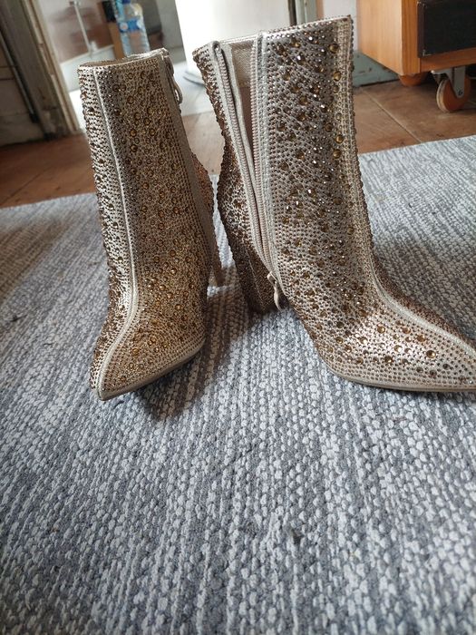 Botas com brilhos