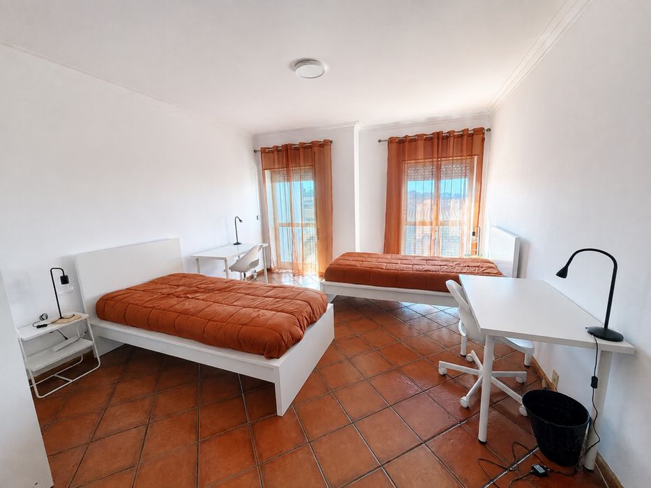 Quartos para arrendamento em Coimbra (ESTES; ISCAC; EAC