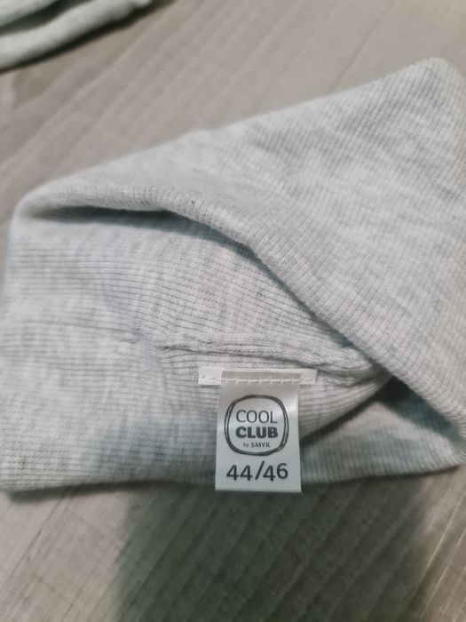 Czapki wiosenne dla blizniakow 44/46 cool club