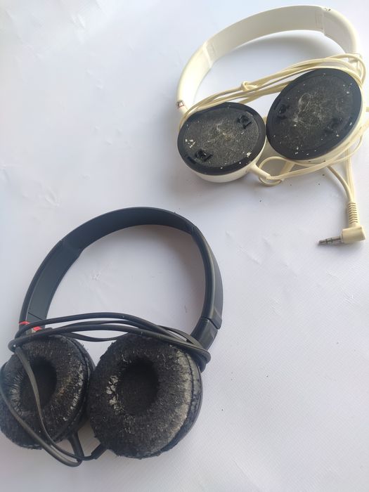 Headphones Sony ZX100 sem esponjas