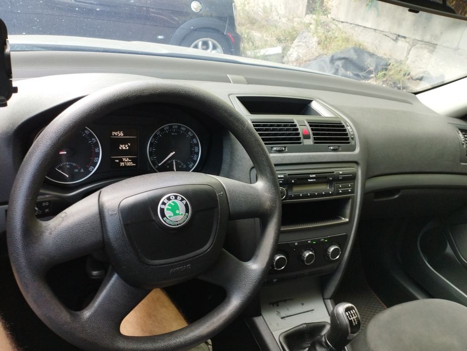Skoda Octavia 2011 VIN TMBDT21Z0C2028990 фото оголошення 10 з 20
