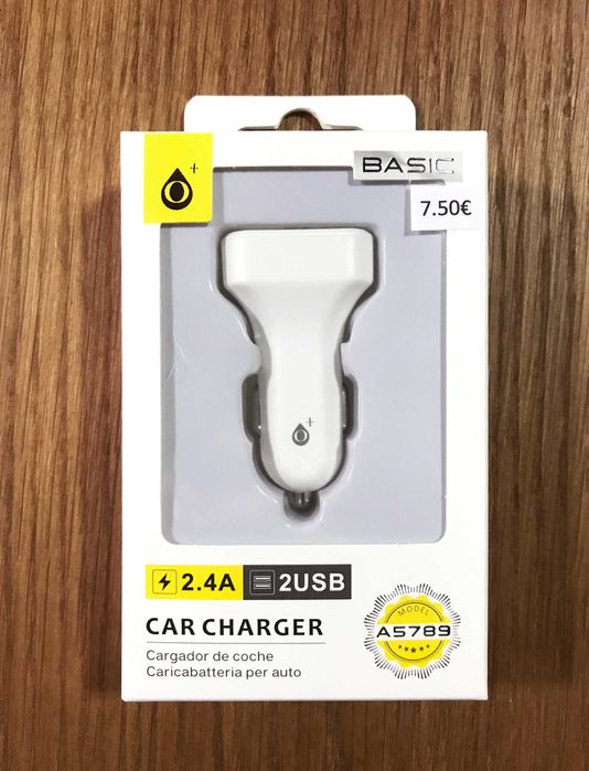 Carregador de isqueiro com 2 entradas USB (2.4A) para carro