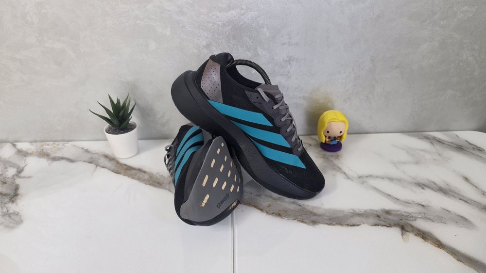 Бігові кросівки Adidas Evo Sl.Розмір 42