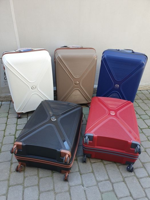 SNOWBALL 84803 Франція валізи чемоданы сумки на колесах