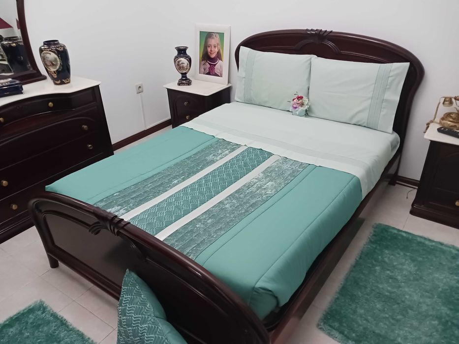 Mobilia de quarto como nova
