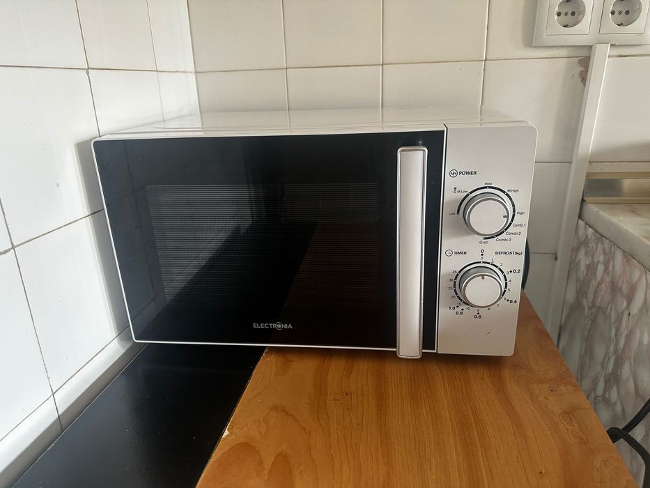 Microondas Electronia