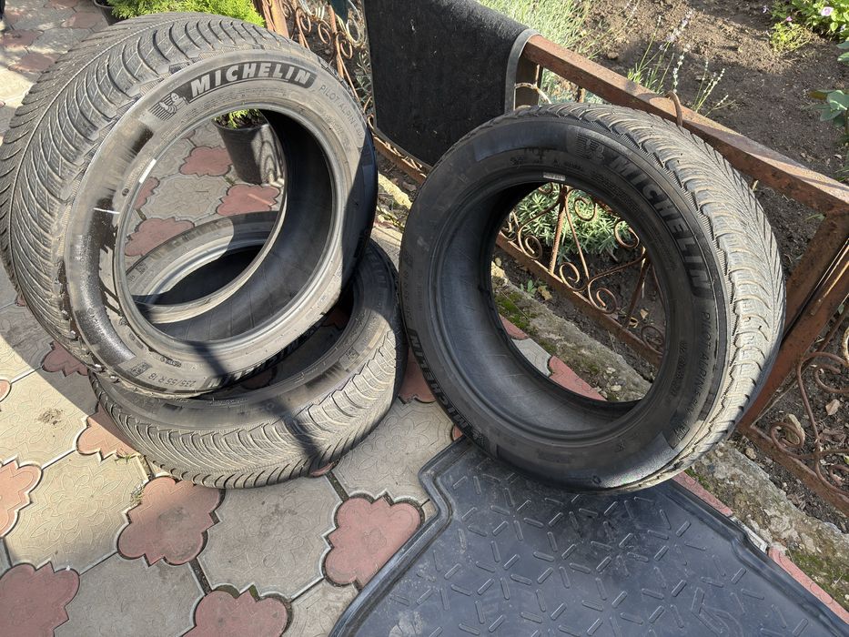 Продам покрышки,шины,колеса 235.55.18 зима michelin pilot