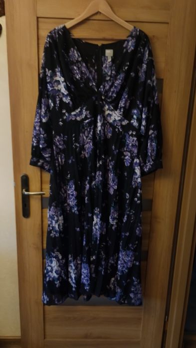 Piękna sukienka r.48