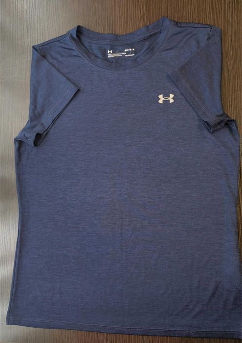 футболка under armour