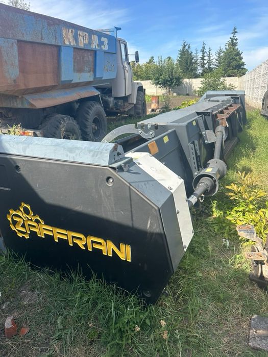 Жатка соняшникова зафрани ZAFFRANI 740N 7,4 м майжет не працювала