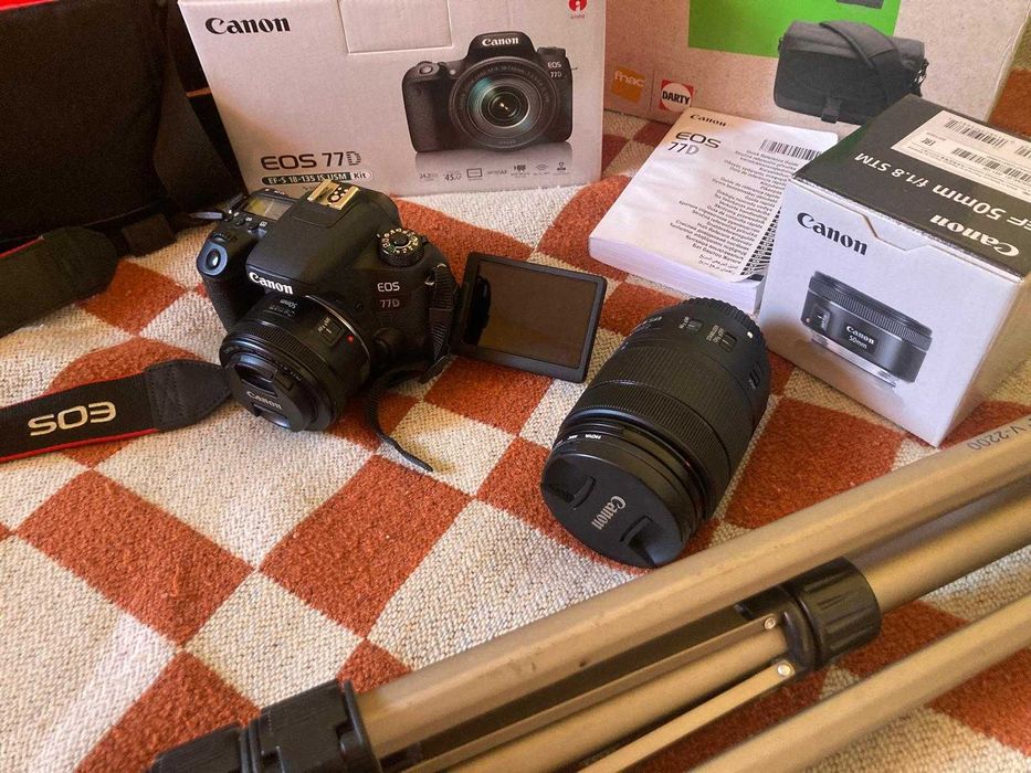 Canon 77D + canon 50mm + canon 18-135mm