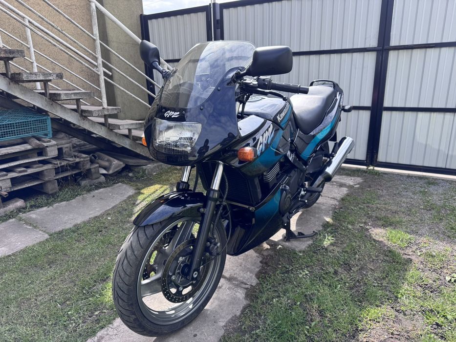 Продам Kawasaki GPZ500