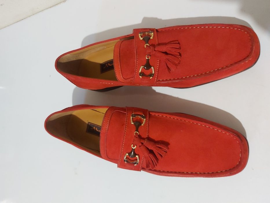 Sapato vermelho muratti