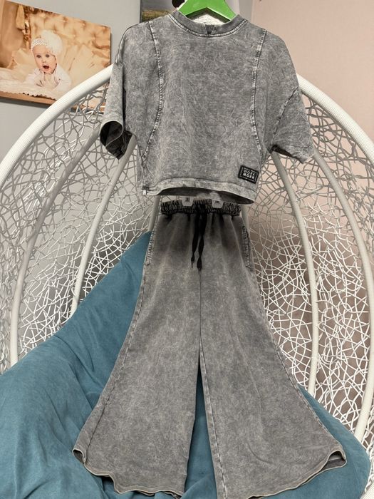 Костюм для дівчинки