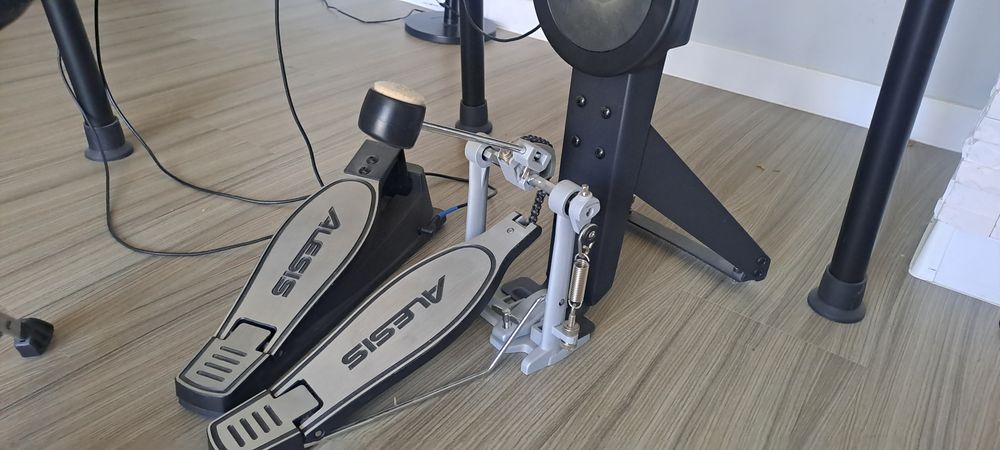 Perkusja elektroniczna ALESIS