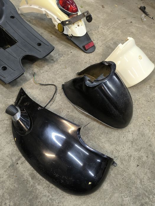 Plastiki, owiewki do skutera Retro 50cc