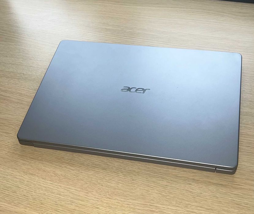 Portátil Acer Swift - PRONTO A USAR