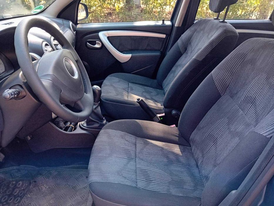 Dacia Sandero 2009