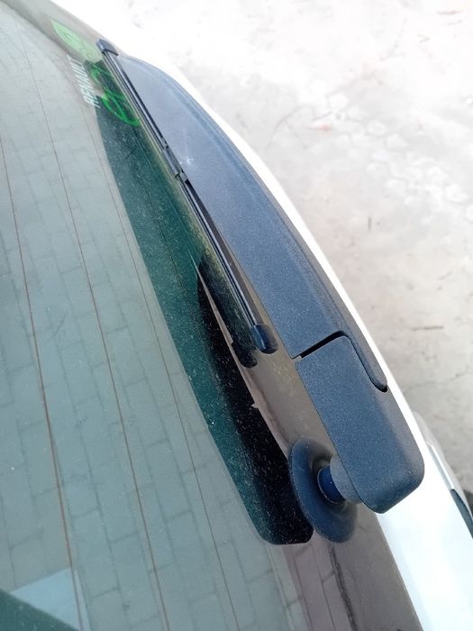 Haste / braço de escova limpa vidros trás RENAULT Clio IV (BH_)