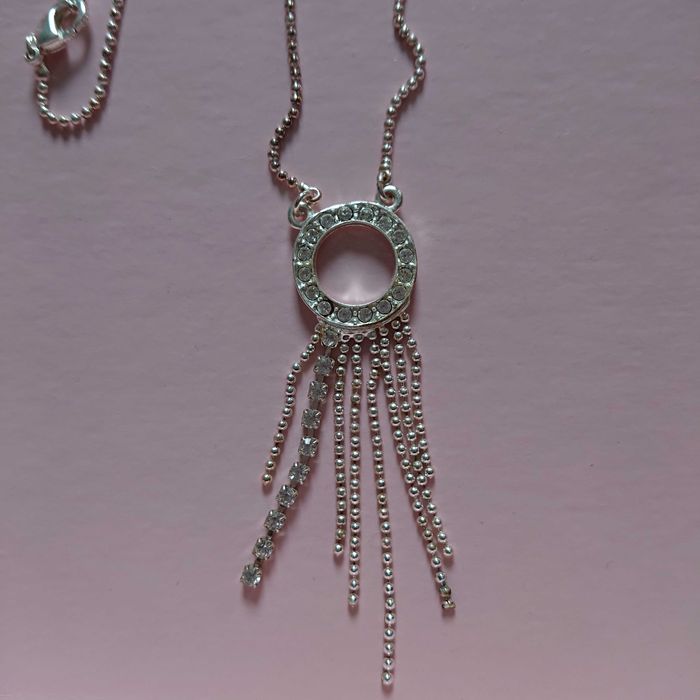 Biżuteria sztuczna / wisiorek Avon