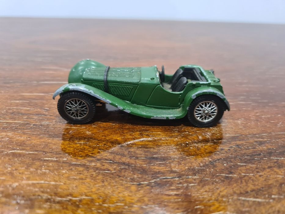 Carros miniaturas Solido
