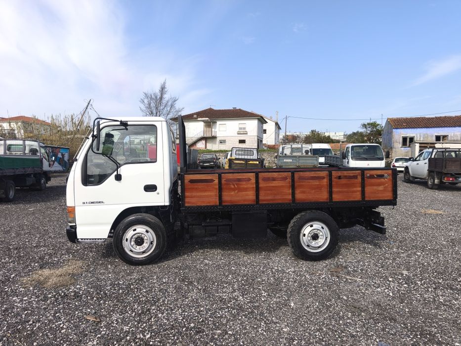 Isuzu   NKR  3.1