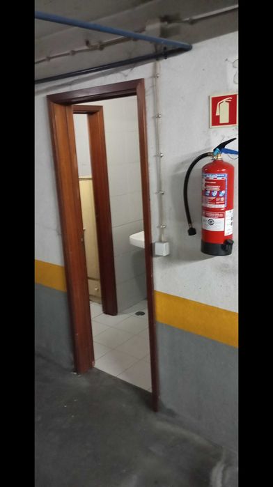 Vende se Garagem/Box