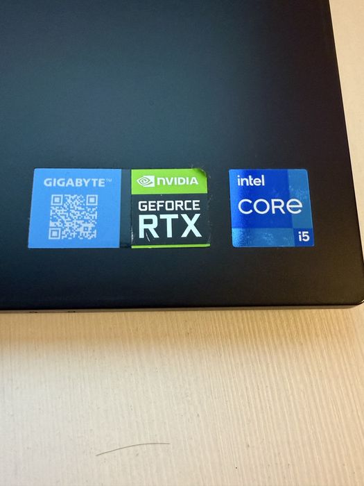 Laptop gigabate G5 GE