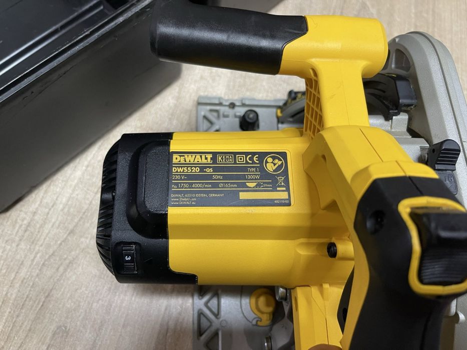 DeWALT DWS520 / Занурювальна дискова пила Девольт