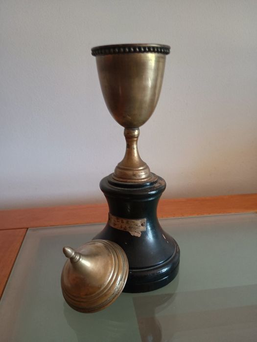 troféu taça de concurso de pesca desportiva dos anos 60