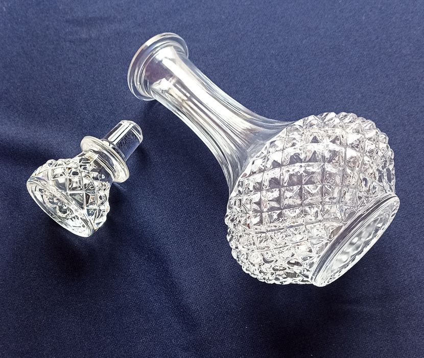 Garrafa em cristal 25 cm x 12 cm