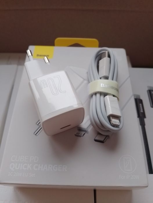 Зарядки Baseus 20w(тайпС)+кабель тайпС/лайтінг(комплект)