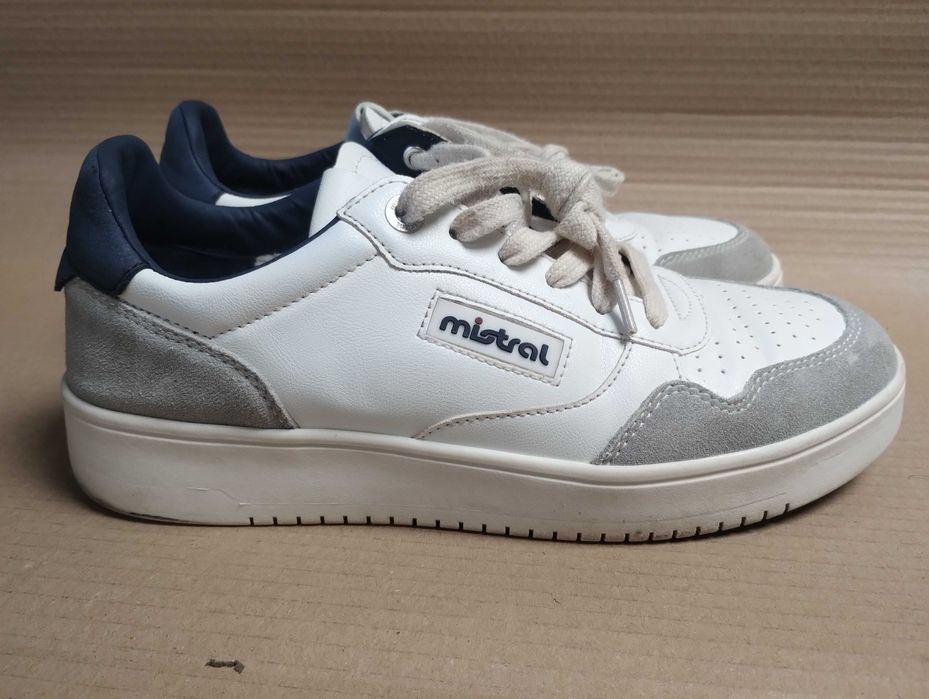 buty sportowe Mistral  42