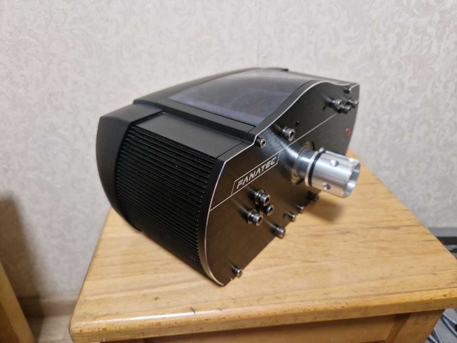 База Fanatec Clubsport V2.5 8nm