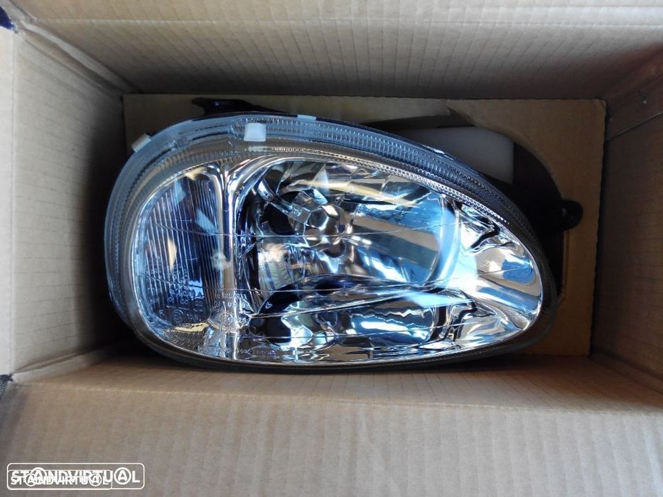 Farol Opel Corsa B modelo:  novo (vidro liso)