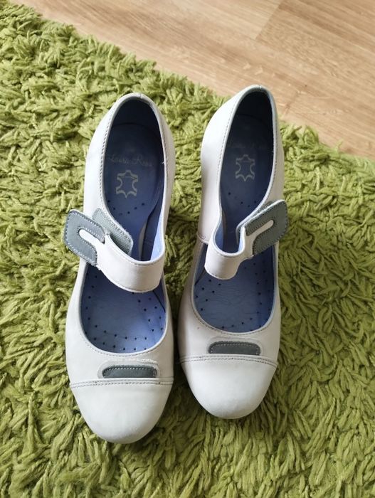 Buty z naturalnej skóry 37