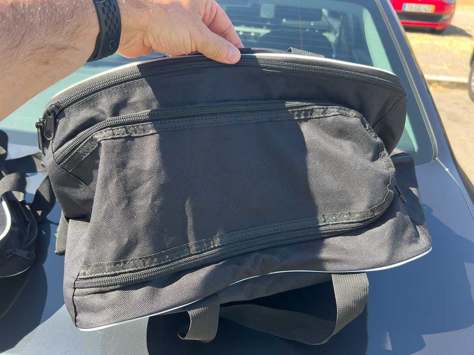 Sacos impermeáveis para malas laterais Trekker Outback 38 Lts