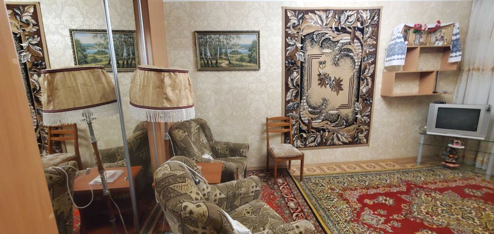 сдам 2комн квартиру на Карпенко Карого