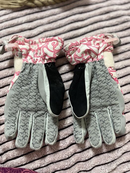 Перчатки для зимових видів спорту