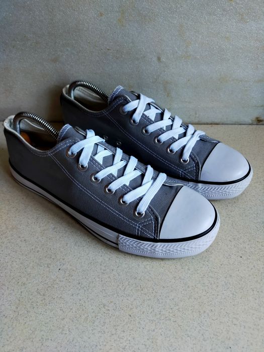 Trampki tenisówki klasyczne 45