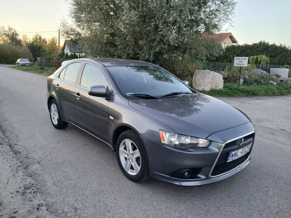 Mitsubishi Lancer