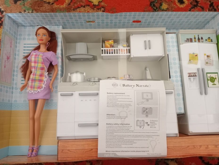 Продам ляльку з набором