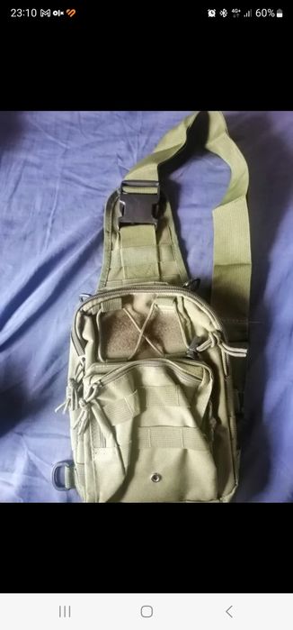 Тактичні рукавиці,сумки.