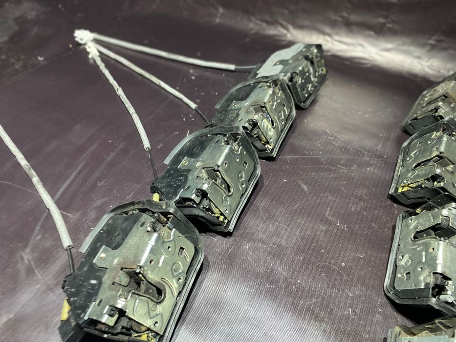 Замок BMW X5 E53 бмв х5 передний задний розборка шрот дверний БМВ Х5