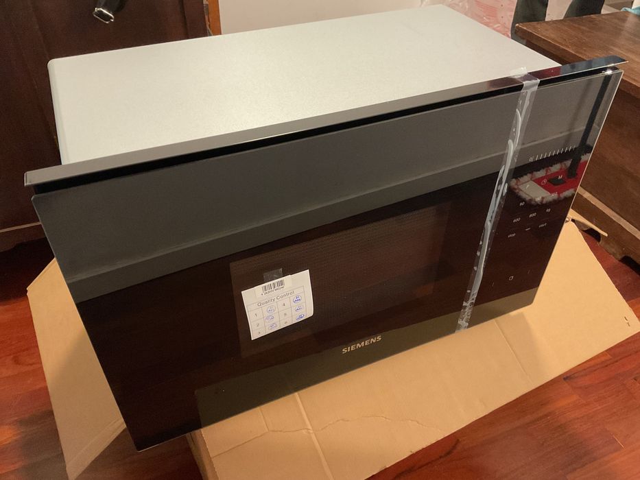 Microondas com grill Siemens- Novo-