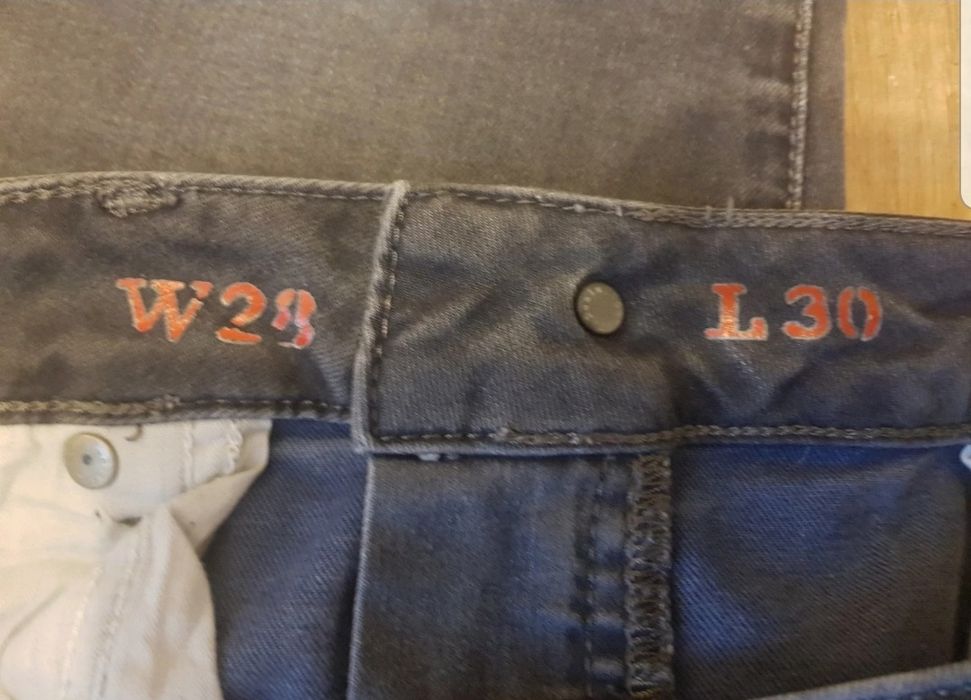 Szare damskie jeansy Esprit