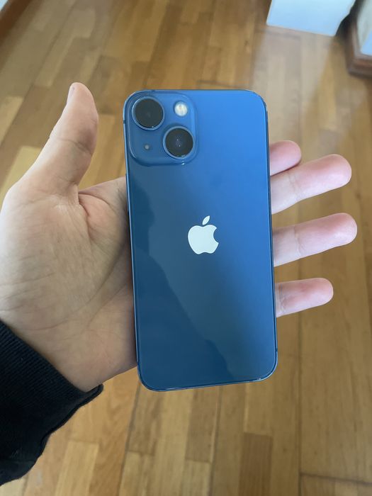 Iphone 13 mini. Com 10 meses - 85% bateria