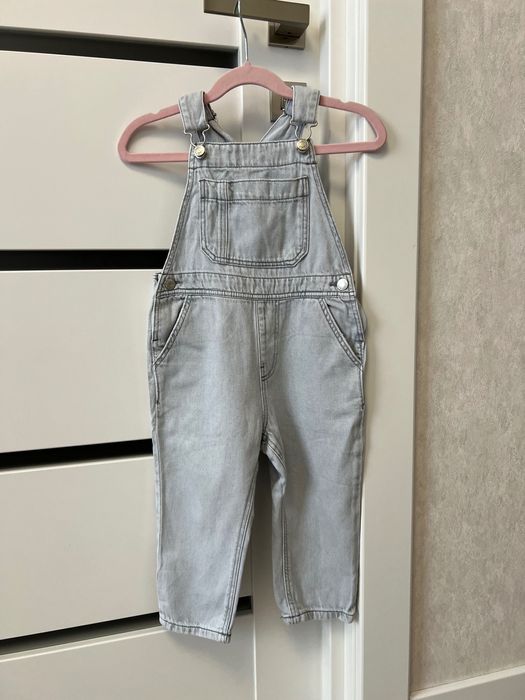 Джинсовый комбинезон ZARA 98